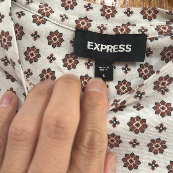 MEN’s Express Patterned White and Brown Shirt size SMALL (36-38) - Picture 3 of 4